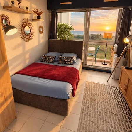 Des Belles Vues De Terrasse Panoramique De 63 M2 Face Ocean Vue Exceptionnelle A Pied Emplacement Unique Parking Gratuit